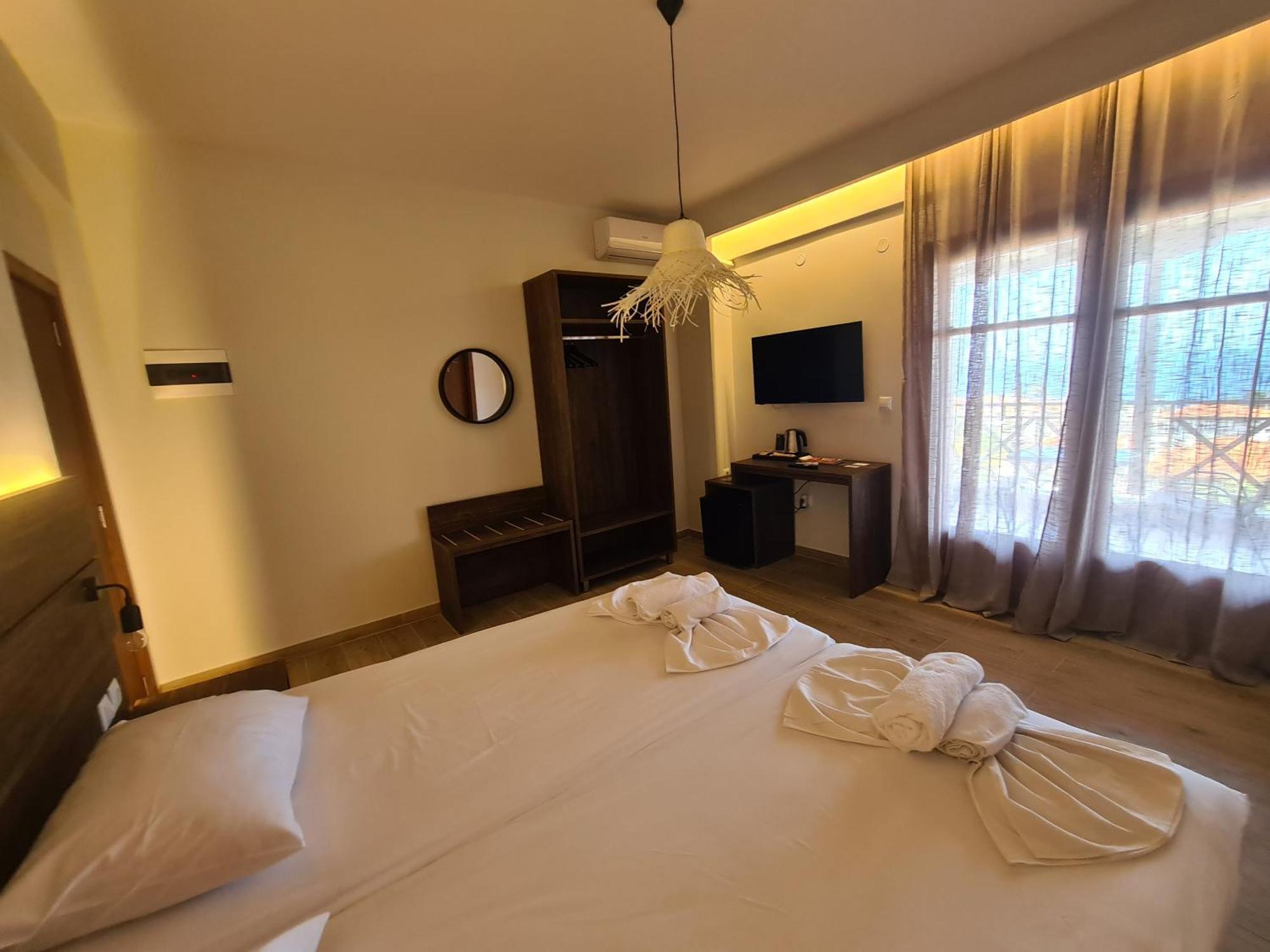 Luxury Kriopigi