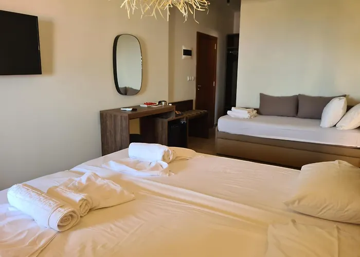 Este Luxury Apartments